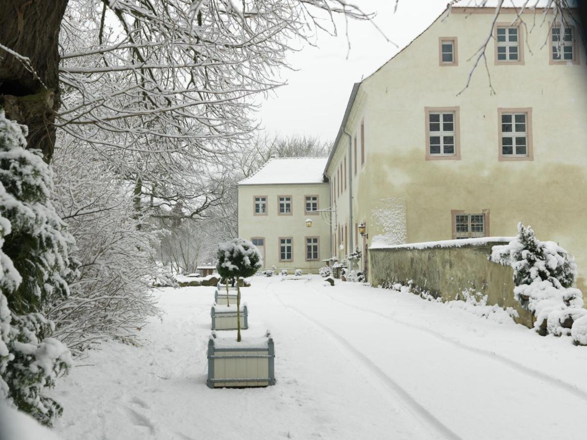 Event- Kultur & B&B Kunst Schloss Neuenhagen Uebernachten Im Denkmal Bad Freienwalde Exterior foto